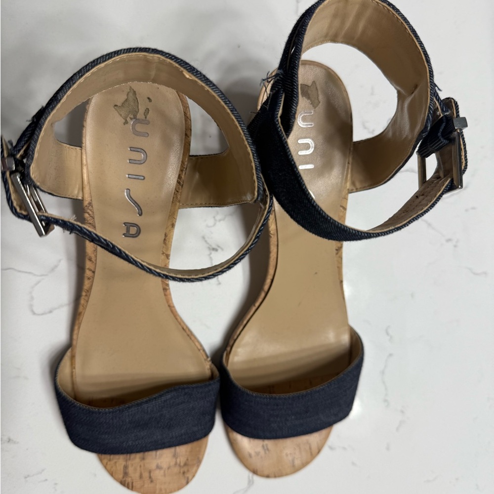 Unisa Black and Tan Women's Sandals